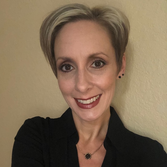 Meet your Posher, Samantha - Picture 1 of 9